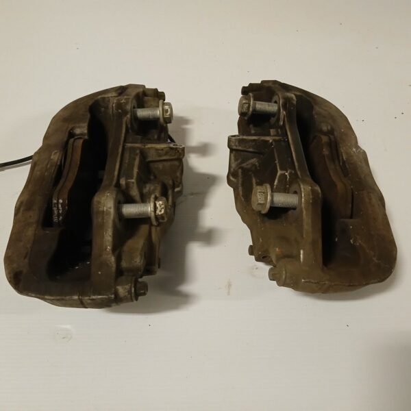 MERCEDES C-CLASS W205 FRONT BRAKE CALIPERS PAIR  A0114219798 A0114219898 CALIPER - Image 6