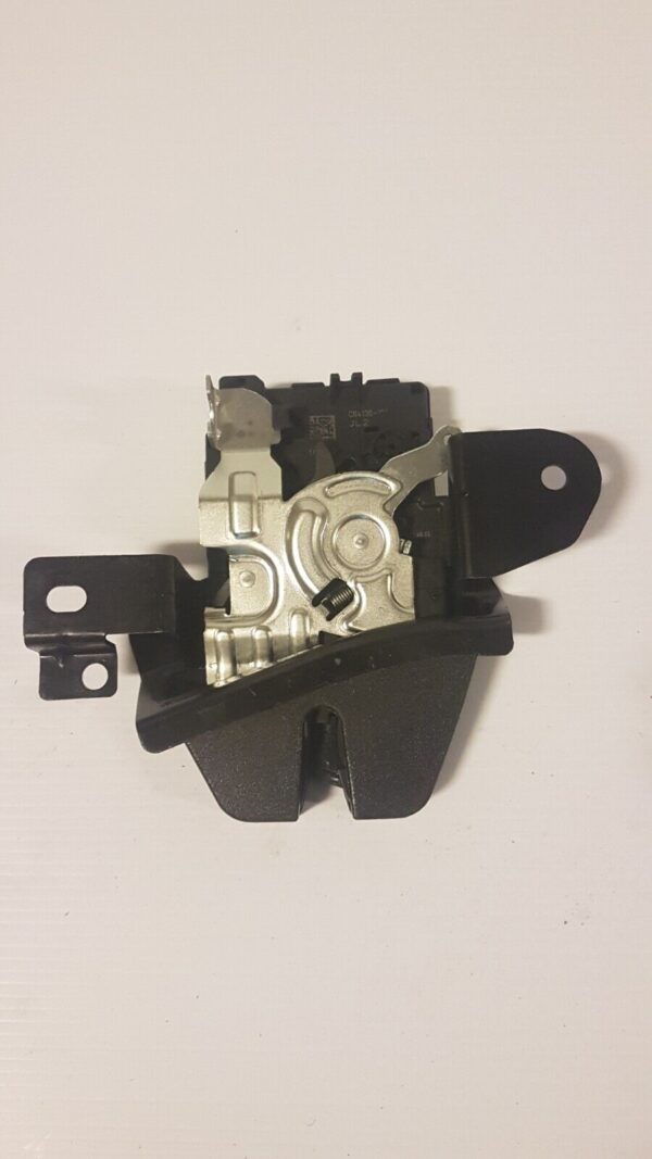 L405 RANGE ROVER Tailgate Lock Mechanism & Actuator CPLA442A66BF CPLA404C10BD - Image 3