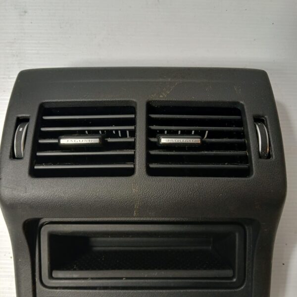 JAGUAR XE X760 CENTRE CONSOLE REAR AIR VENTS WITH ASH TRAY BJ32-014A22-AD - Image 5