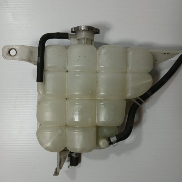 NISSAN NAVARA NP300 D23 2.3 DIESEL WATER COOLANT EXPANSION TANK 7800557700 - Image 4